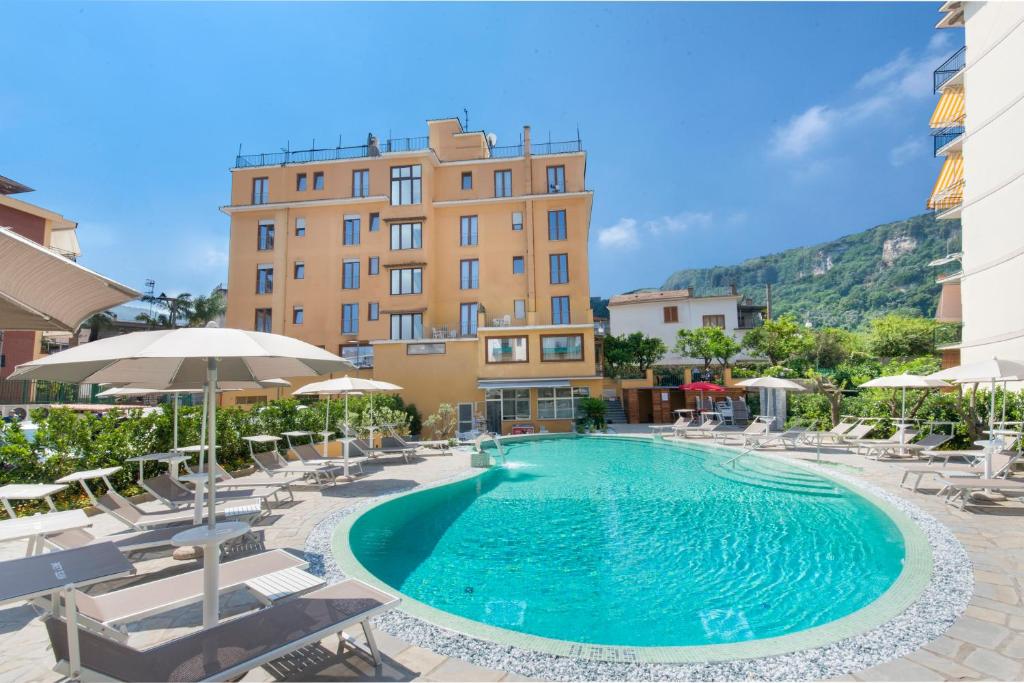 Hotel Leone, Sorrento (updated prices 2024)