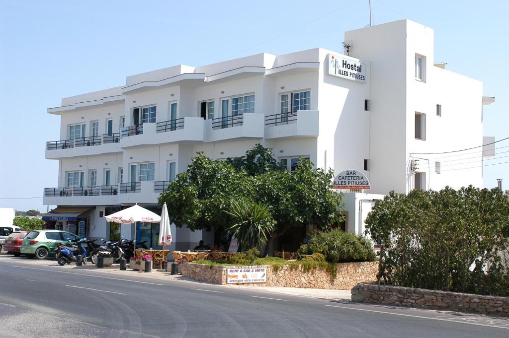 Hostal Illes Pitiüses, Sant Ferran de Ses Roques (updated prices 2024)