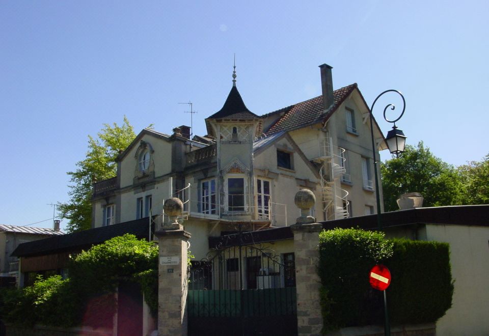 Budget Inn Barbizon - Fontainebleau, 2024 | Trip.com