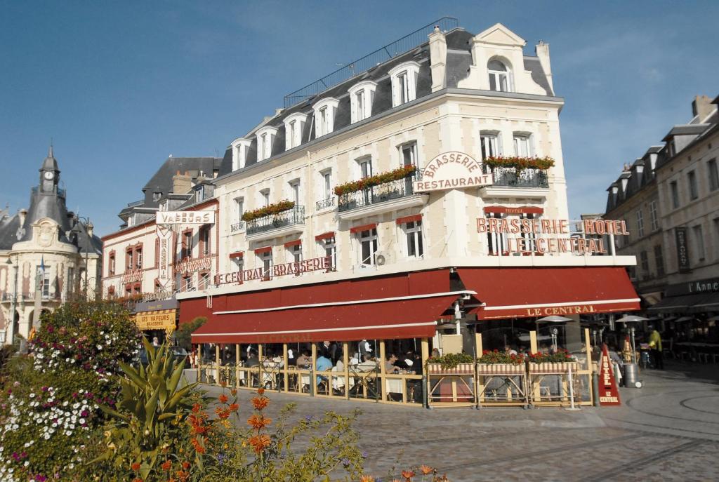 Hotel Le Central, Trouville-sur-Mer (updated prices 2024)