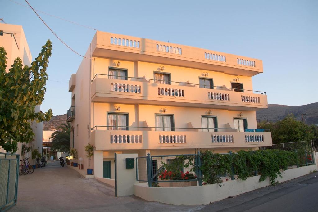 Theoni Apartments, Malia (updated prices 2024)