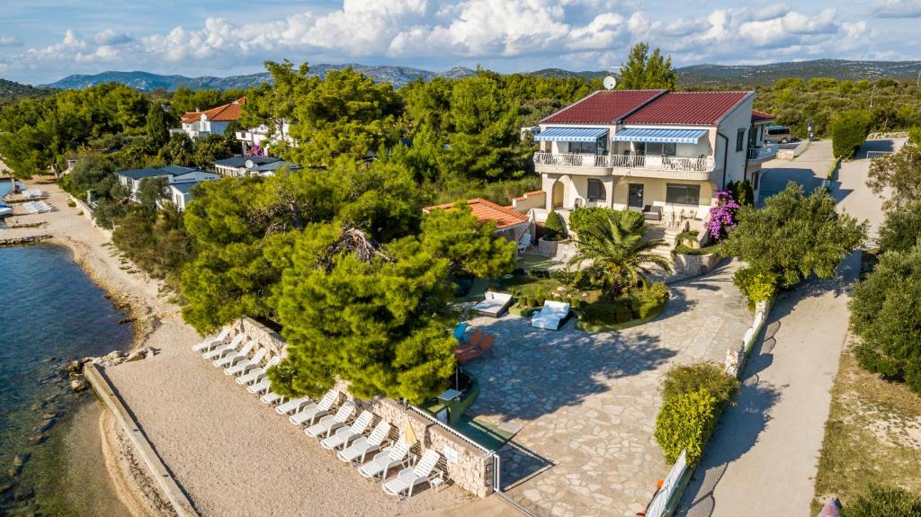 Apartments Villa Punta Royal, Pirovac – Updated 2024 Prices