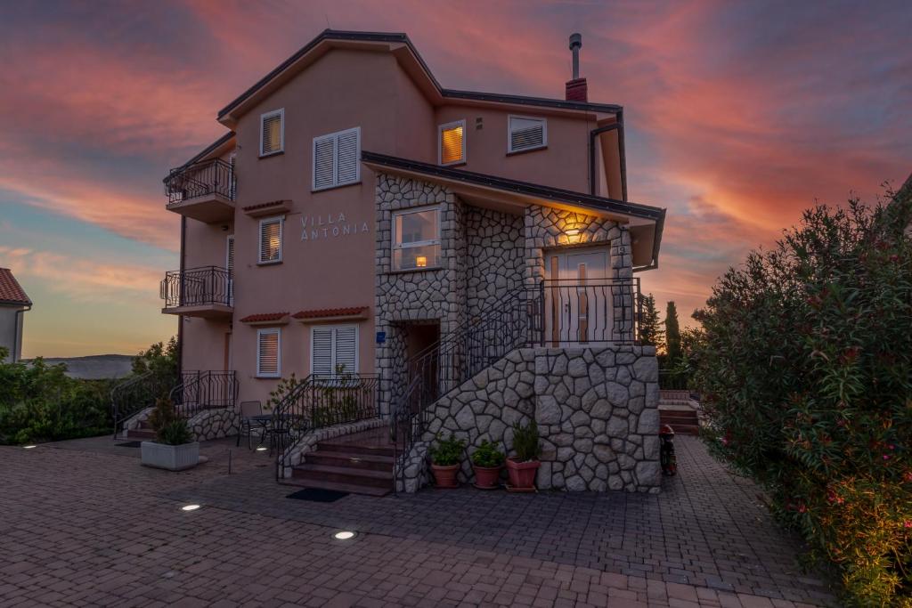 Apartments Villa Antonia, Jadranovo (updated prices 2024)