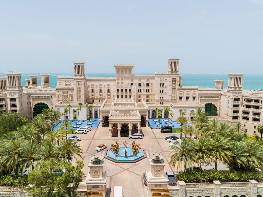 Jumeirah Al Qasr Dubai, Dubai (updated prices 2024)