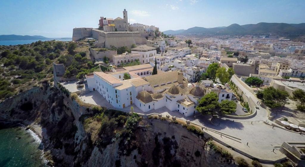 Mirador de Dalt Vila-Relais & Chateaux, Ibiza Town (updated prices 2024)