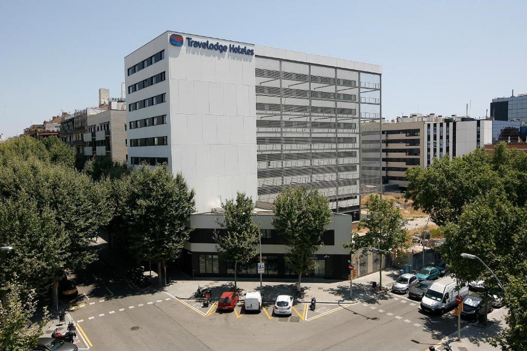 Travelodge Barcelona Poblenou, Barcelona – Updated 2024 Prices