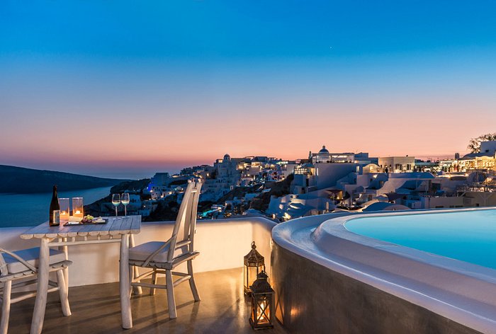 Andronis Luxury Suites in Santorini