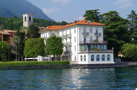 Lovely view of Bella Riva Hotel from the lake - Picture of Bellariva Hotel, Gardone Riviera - Tripadvisor