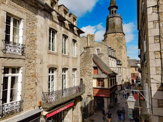 Hotel De La Tour De L’horloge