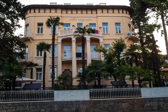 Villa Eugenia facade - Picture of Hotel Villa Eugenia, Lovran - Tripadvisor