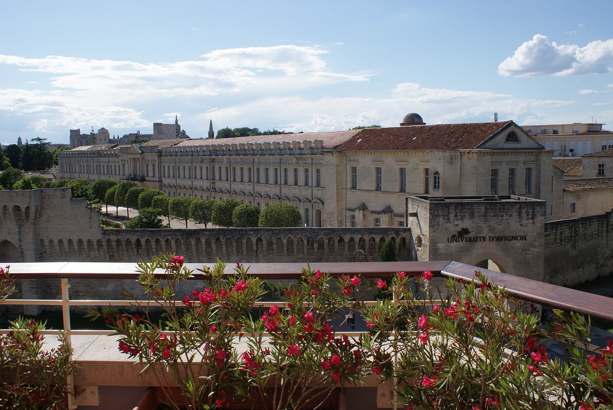 Like prison - Review of Confortel Avignon, Avignon, France - Tripadvisor