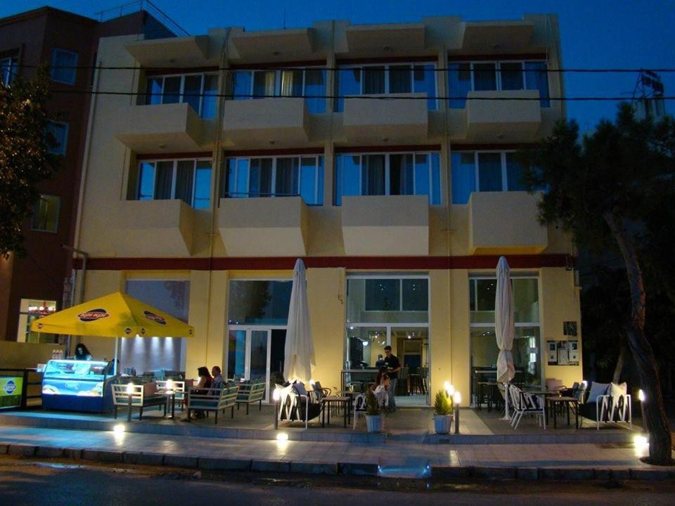 Maravellia Art hotel in Aidipsos