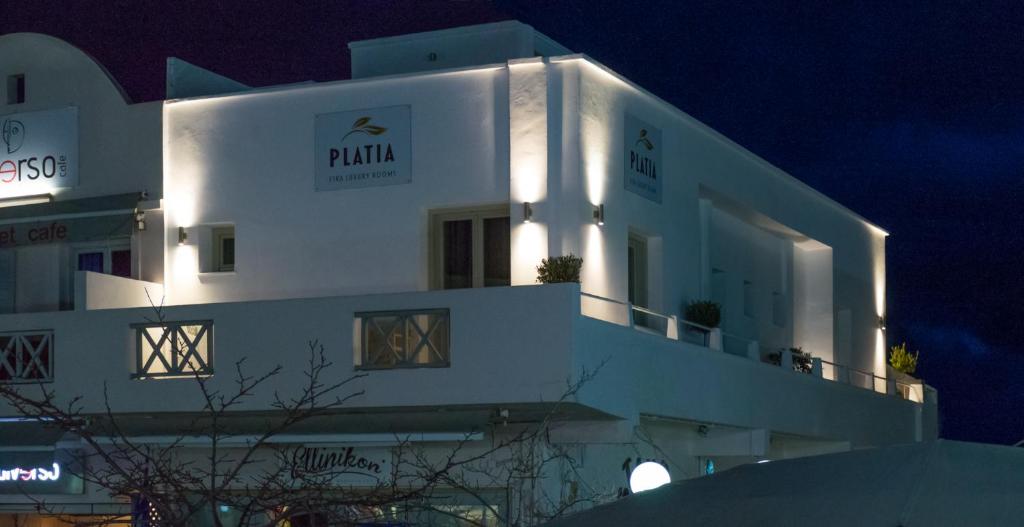 Platia Hotel in Santorini