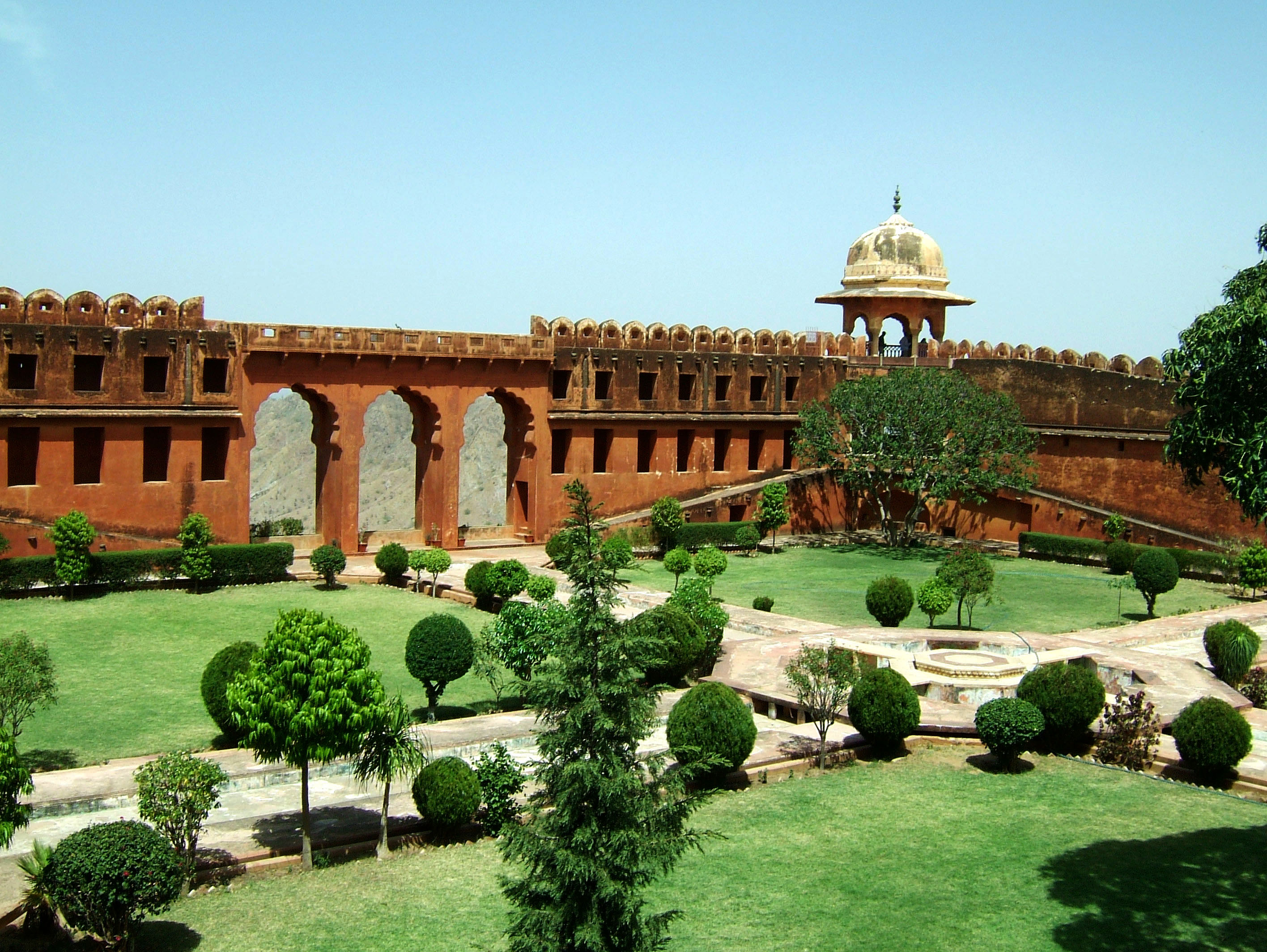 Jaigarh Fort - Wikipedia