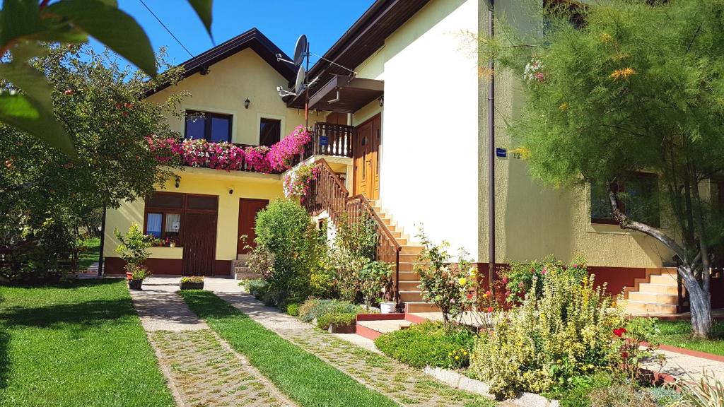 St George B&B in Korenica