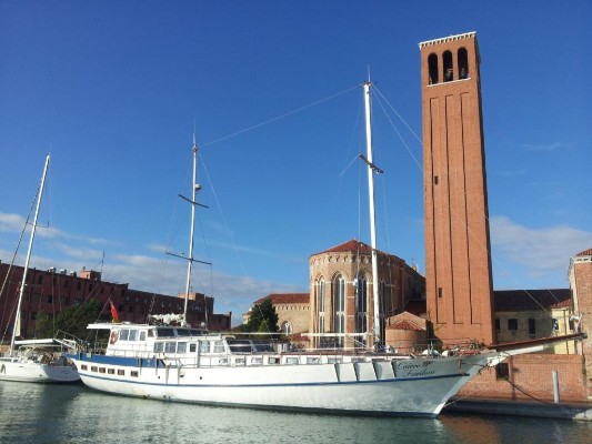 Venezia Boat & Breakfast Caicco Freedom